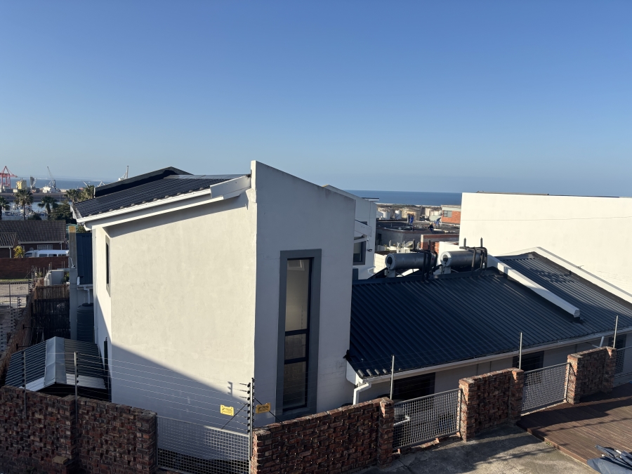 4 Bedroom Property for Sale in Humerail Eastern Cape